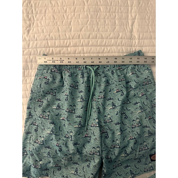 Vineyard Vines Lighthouse Print Swim Trunks w/ Pockets XS - Picture 7 of 8